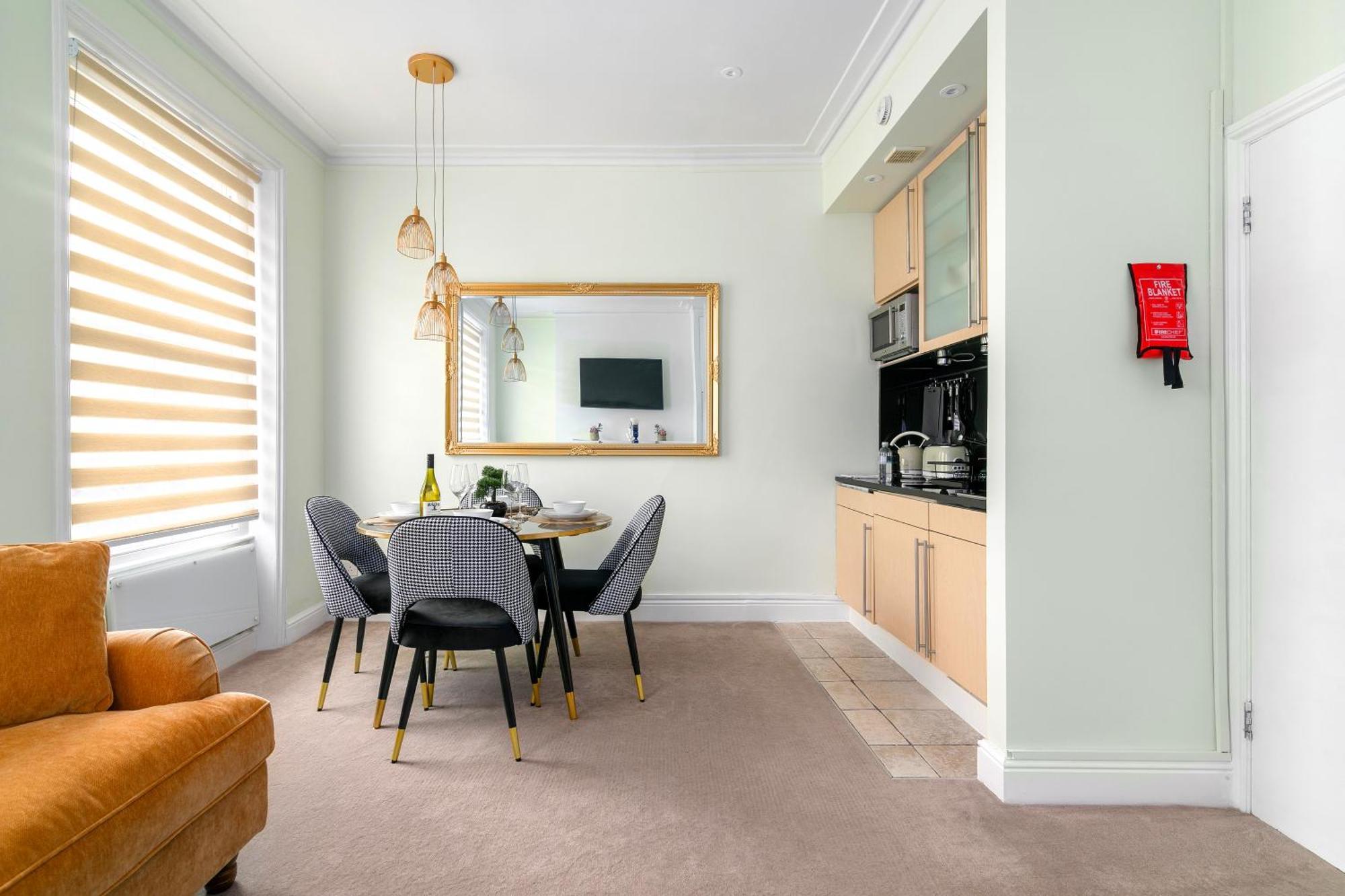 Cosy Flat 5 Min From Holland Park Station! London Daire Dış mekan fotoğraf