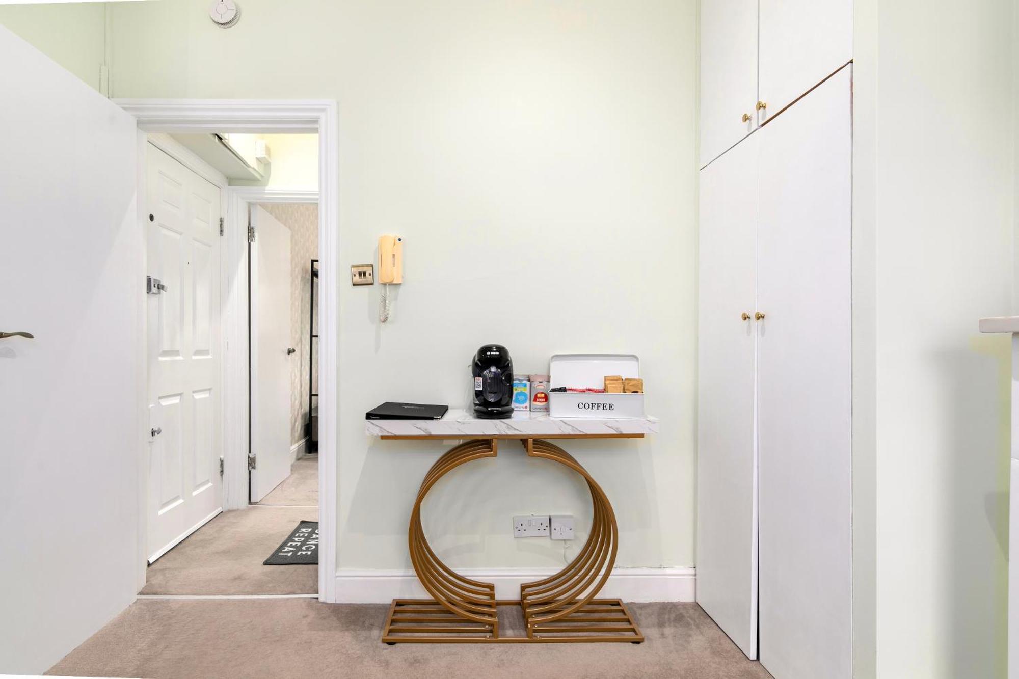 Cosy Flat 5 Min From Holland Park Station! London Daire Dış mekan fotoğraf